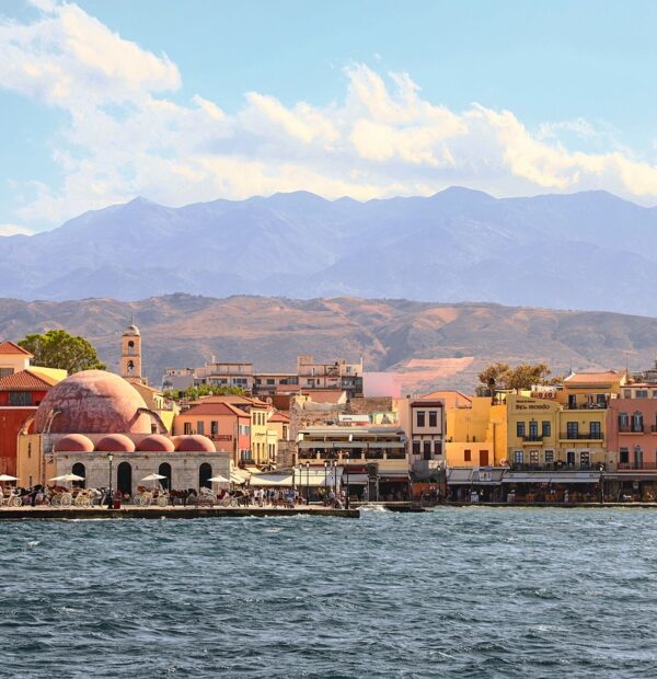 ΕΚΔΡΟΜΗ ΣΤΗΝ ΚΡΗΤΗ